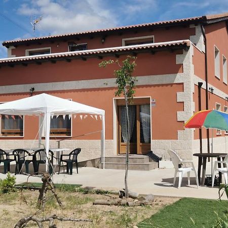 Chalet De Artistas Vadocondes 外观 照片